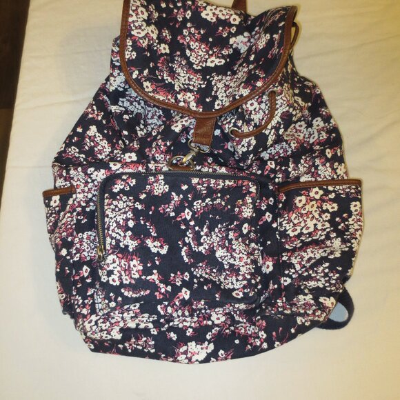 Aeropostale Women's Lg Floral Backpack w/ Drawstring & Zip Pocket-School/Travel - Picture 1 of 6